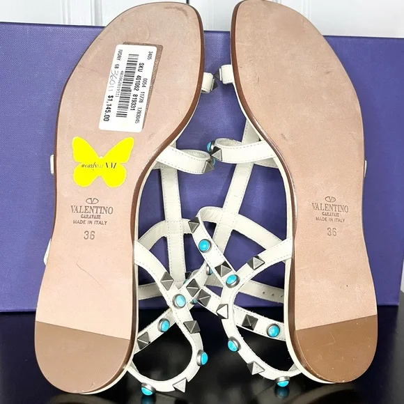 Valentino Garavani Rockstud Leather Casual Sandal with Cabochon Stones - Picture 5 of 9